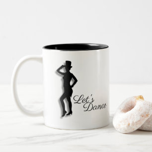 Stechen Sie Tänzer lassen uns tanzen an Zweifarbige Tasse