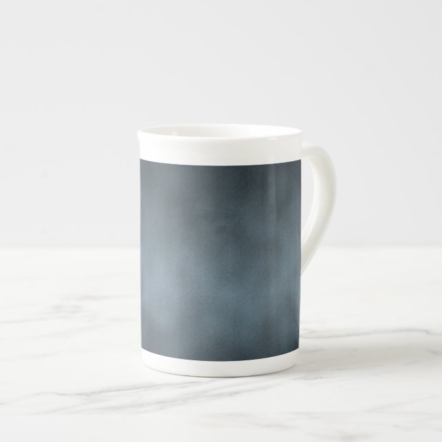 Steel Gray Gothic Ombre Hintergrundgeschichte Prozellantasse (Vorderseite Rechts)