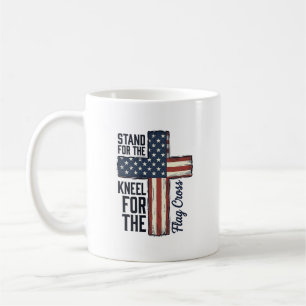 Steh für die Flagge Knie für das Kreuz-Shirt-Desig Kaffeetasse