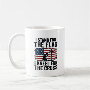 Steh für die Flagge Knie für das Kreuz-Shirt-Desig Kaffeetasse