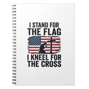Steh für die Flagge Knie für das Kreuz-Shirt-Desig Notizblock