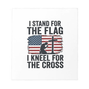 Steh für die Flagge Knie für das Kreuz-Shirt-Desig Notizblock