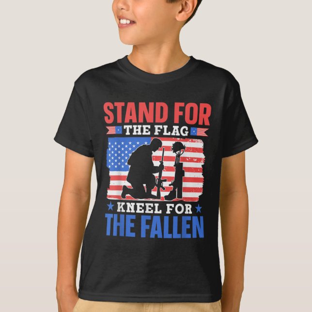 Stehen Sie für die Fahne des gefallenen Kampfmeers T-Shirt (Vorderseite)