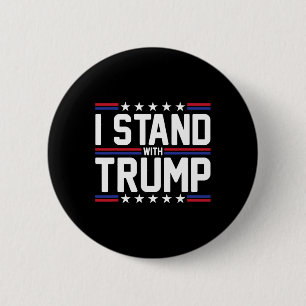 Stehen Sie mit Trump, der amerikanischen Fahne, un Button