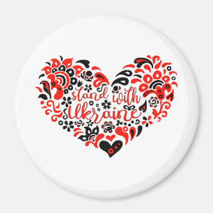 Stehen Sie mit ukrainischer Schrift und Herz Magnet