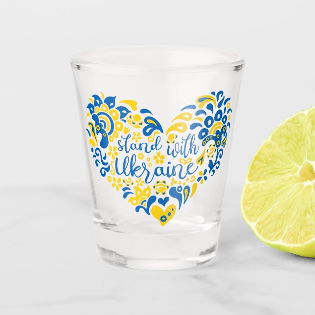 Stehen Sie mit ukrainischer Schrift und Herz Schnapsglas (Vorderseite)