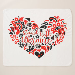 Stehen Sie mit ukrainischer Schrift und Herz Sherpadecke