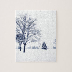 Stehend im Schnee