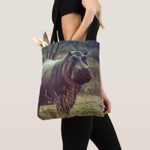 Stehender Hippo-Posing bei Kamera in Africa Foliag Tasche