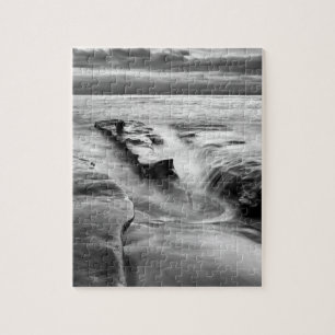 Steigende Flut am Strand