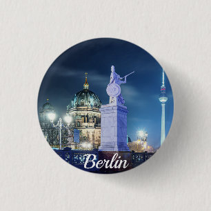 Steinbrücke bei der Berliner Kathedrale in Deutsch Button