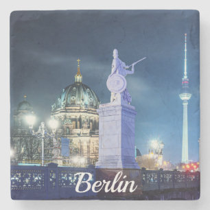 Steinbrücke bei der Berliner Kathedrale in Deutsch Steinuntersetzer
