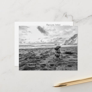 Steinhaufen an Reynisfjara Beach  Postkarte
