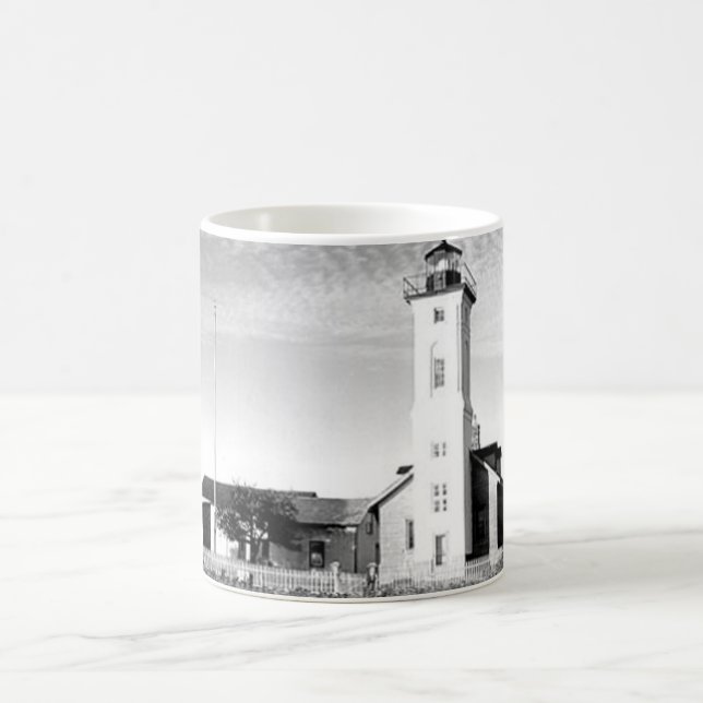 Steiniger Punkt-Leuchtturm Kaffeetasse (Mittel)