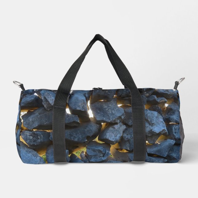 Steinmauer im kroatischen Stil Duffle Bag (Vorderseite)