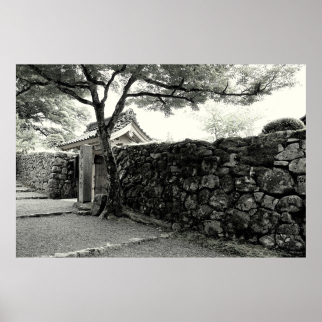 Steinmauer und japanisches Tor Poster (Vorne)