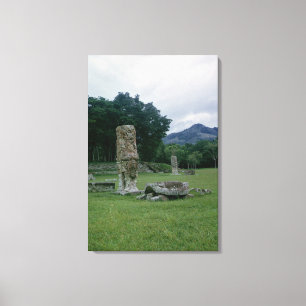 Stele im Vorhof der zentralen Piazzas Leinwanddruck