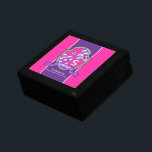 Stella Buchstabe S Name bedeutet Schild pink lila Erinnerungskiste<br><div class="desc">Stella Wappen S Name bedeutet Juwel Geschenkboxen. Ideal für ein personalisiertes Geschenk für ein Mädchen, das einen Namen hat, der mit S beginnt. Dieses Beispiel lautet Stella A glänzend Stern. Hell, ehrlich, freundlich und wahr, oder Sie können den Text mit Ihrem eigenen Namen, beginnend mit S und eigene Wörter, wenn...</div>