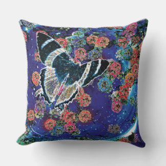 Stellar Blooms Kissen