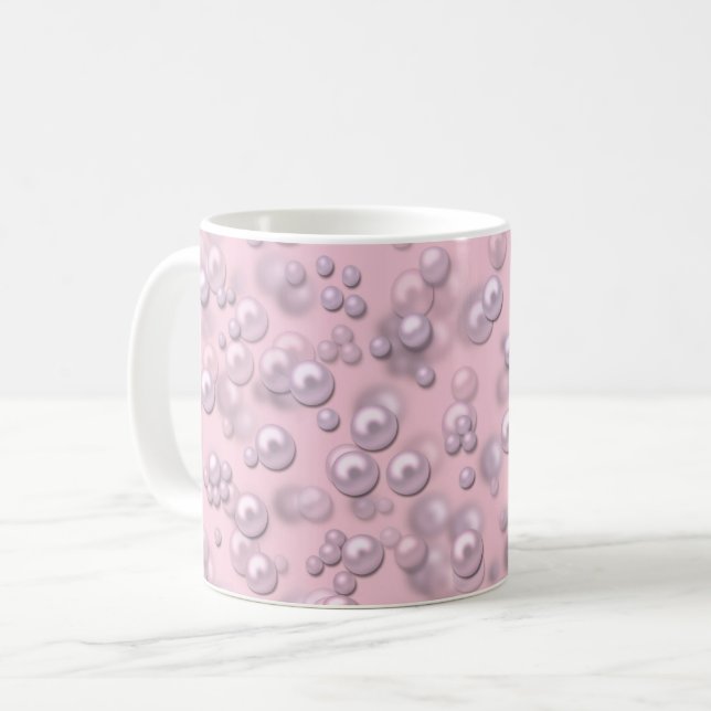 Stellen der weißen rosa Perlen auf rosa Samt Kaffeetasse (Vorderseite Links)