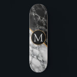 Stellen Sie den Stein für Ihre Letter-Skateboard-T Skateboard<br><div class="desc">Personalisiertes Schwarz-weißes Marmorskateboard - Fügen Sie Ihren Letter / or Year - Age / Number / More</div>