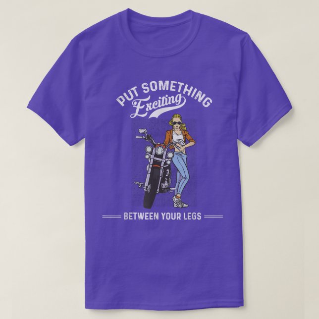 Stellen Sie etwas spannendes zwischen Ihren Beinen T-Shirt (Design vorne)