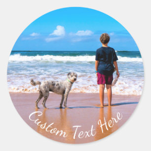Stellen Sie Ihr Foto-Sticker-Geschenk mit Text ein Runder Aufkleber