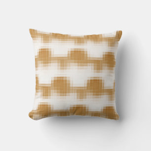 Stencil in Brown Kissen