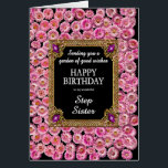 Step Sister Birthday Pink Daisies<br><div class="desc">Eine BlumenGeburtstagskarte für Ihre Stiefschwester. Diese elegante Geburtstagskarte präsentiert eine zarte Mischung aus sanften rosafarbenen Gängen, die Schönheit, Gnade und Freude symbolisieren. Das helle und luftige Blumendesign verleiht der Natur eine Touch des Charmes und ist ideal, um einen besonderen Tag mit Wärme und Liebe zu feiern. Die fröhlichen Blume rufen...</div>