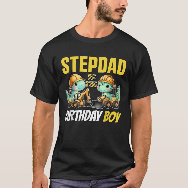 Stepdad Of The Birthday Boy Construction Worker Bi T-Shirt (Vorderseite)