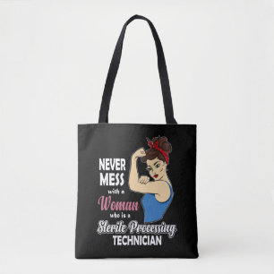 Sterile Processing Technique geben Frauen Autoclav Tasche