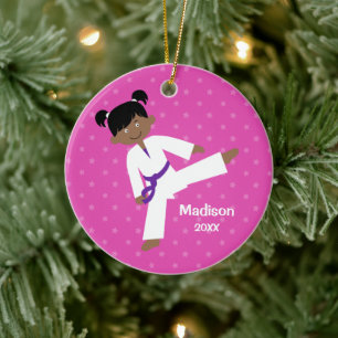 Stern-lila Gurt-Taekwondo-Mädchen personalisiert Keramik Ornament