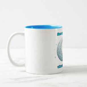 Sterne können ohne Dunkelheit nicht leuchten – Min Zweifarbige Tasse