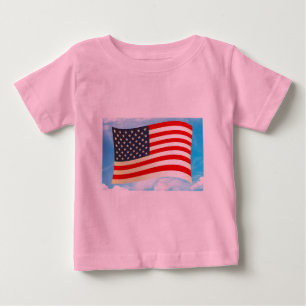 Sterne Streifen der amerikanischen Flagge ehren di Baby T-shirt