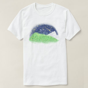 Sternennacht über dem grünen Hügel - Wachsmalstift T-Shirt