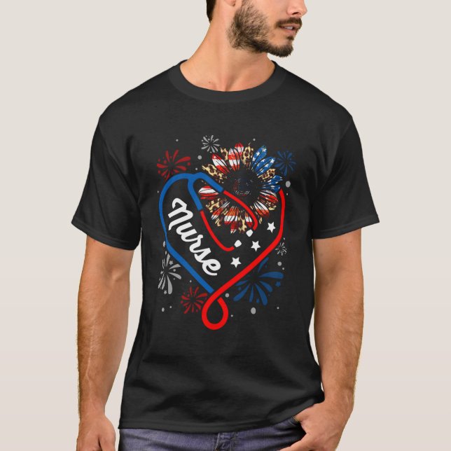 Stethoscope Nurse Vierte 4. Juli Rn Usa Flag T-Shirt (Vorderseite)
