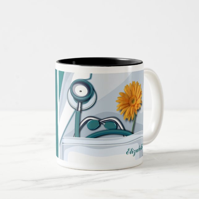 Stethoscope und Daisy Nurse Wertgutschein Kaffeetasse (VorderseiteRechts)
