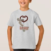 Stethoskop-Krankenschwestern haben Herz-T-Shirts