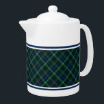 Stewart Clan Hunting Tartan Green und Blue Kariert<br><div class="desc">Teekanne mit einem waldgrünen,  dunkelblauen,  roten,  gelben und schwarzen schottischen karierten Muster. Traditioneller Clan Stewart Jagdtartan inklusive Spruill sept. Matching von Teacups und Tasse verfügbar.</div>