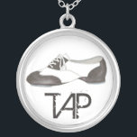 Stich Shoe Tapper Tanzlehrer Tänzer Tapdance Gesch Versilberte Kette<br><div class="desc">Eine originelle Illustration eines schwarz-weißen Oxford-stich-Tanzschuhs. Ideal für Ihren Lieblings-Tanzlehrer,  Studio-Besitzer oder Tapper! Sehen Sie nicht,  wonach Sie suchen? Brauchen Sie Hilfe bei der Anpassung? Klicken Sie auf "rebeccaheartsny" (obere rechte Ecke) und dann auf "Kontakt mit diesem Designer",  um etwas für Sie kreiert zu haben!</div>