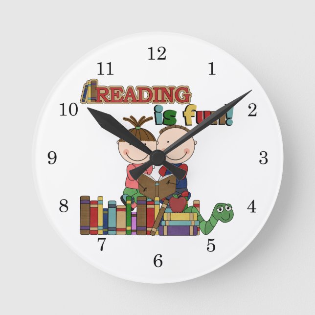 Stick Figur Kids Reading is Fun Runde Wanduhr (Vorderseite)