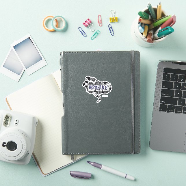 Sticker Beetlejus | Vapeur de sable enroulé sur le logo Be (Couverture iPad)