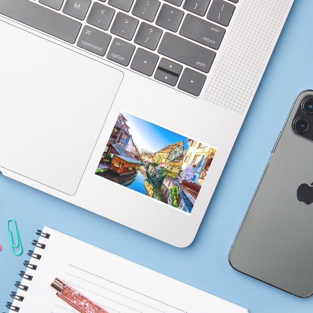 Sticker Belle impression de Little Venice à Colmar (Ordinateur portable avec iPhone)