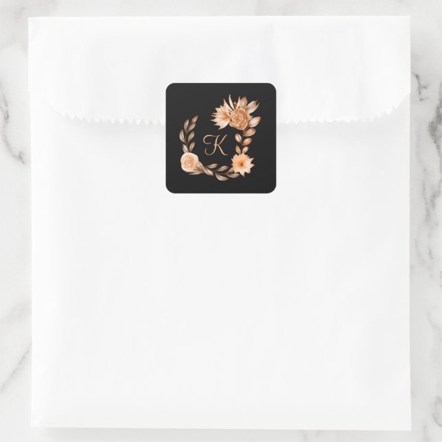 Sticker Carré Brown noir monogramme et florale de pêche (Sac)
