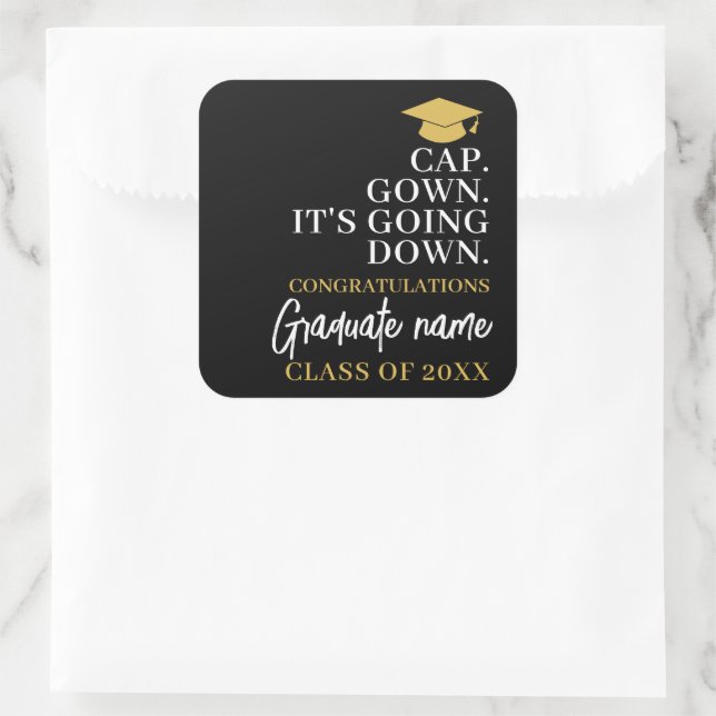 Sticker Carré Casquette Gown It's Going Down - Nom Graduation mo (Sac)