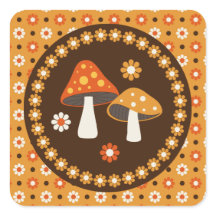 Champignons et fleurs doux rétro