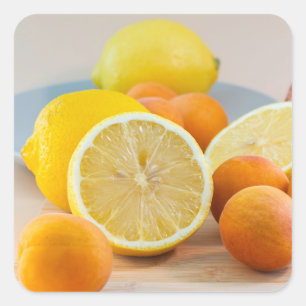 Sticker Carré Citrons Et Abricots Photographie De Nourriture Nat