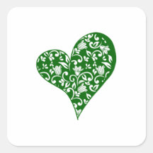 Coeur vert avec fleurs et vignes