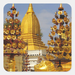Sticker Carré Complexe de la pagode Shwe Zigon à Bagan (Pagan),