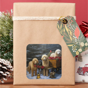 Sticker Carré Décor de Noël de traîneau enneigé Goldendoodle